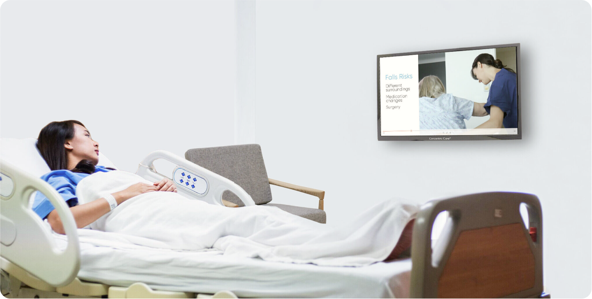 portrait-old-woman-nursing-home-using-tablet-computer-female-nurse-with-retired-woman 2 (4)
