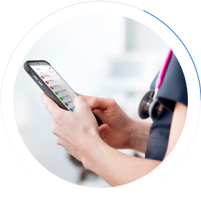 Nurse using the reach app